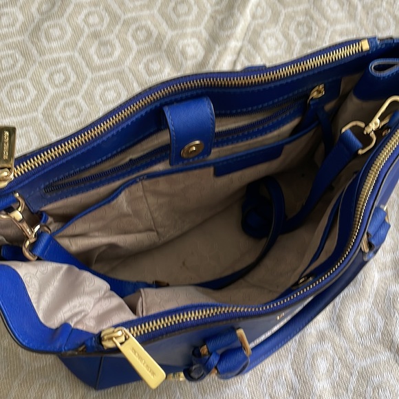 MICHAEL KORS SUTTON SAFFIANO LEATHER LARGE SATCHEL (Sapphire Blue) - Picture 5 of 9